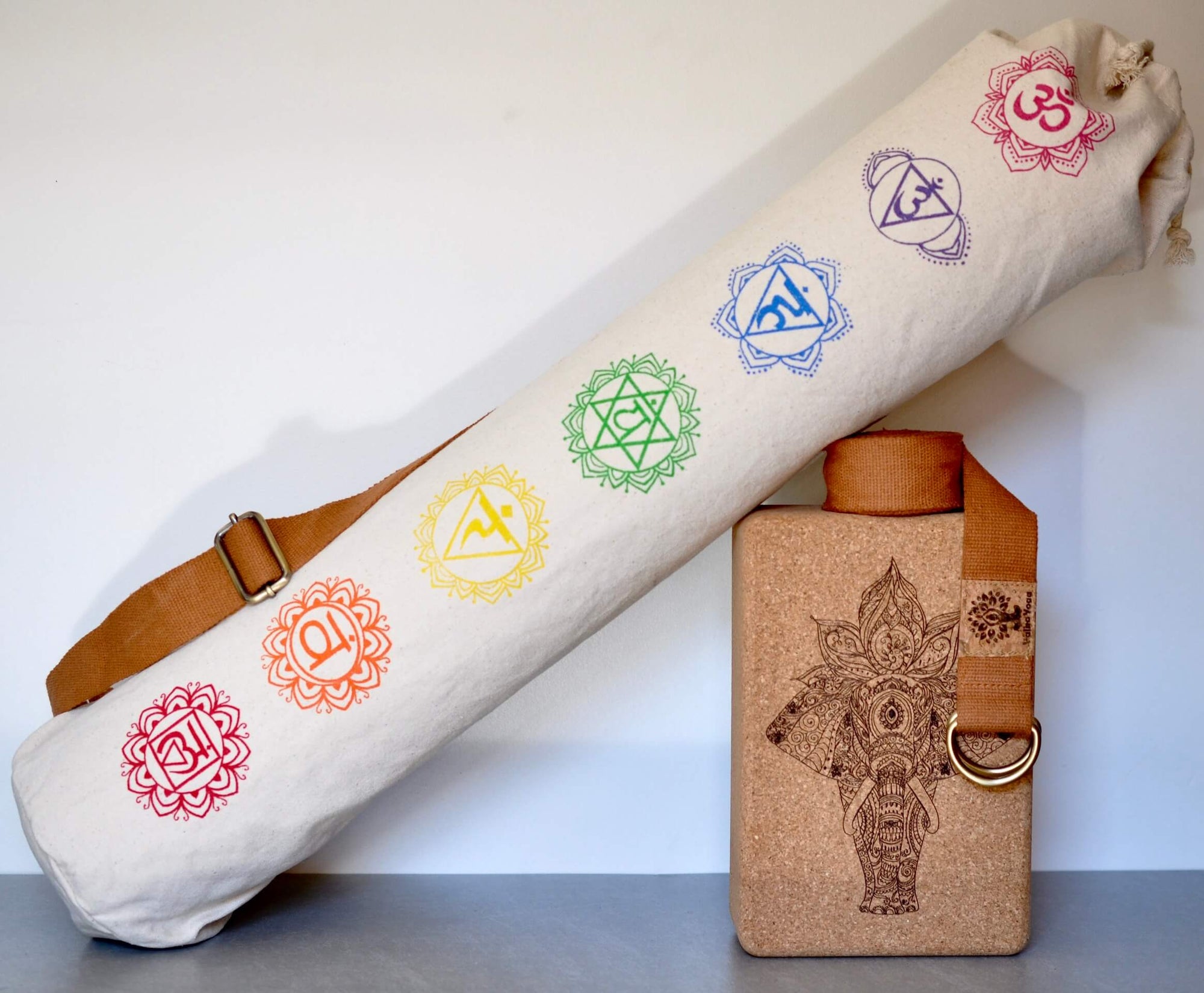 Yoga Accessories bundle: block, mat bag and strap